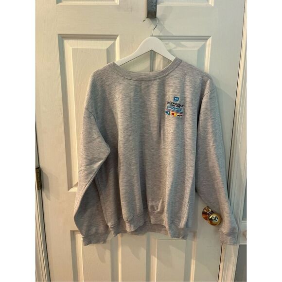Norwegian Freestyle Cruising Gray Embroidered Sweatshirt sz L EUC - Picture 2 of 5